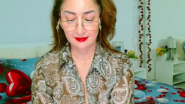 Tyana40 online show from April 1, 2026, 1:08 am