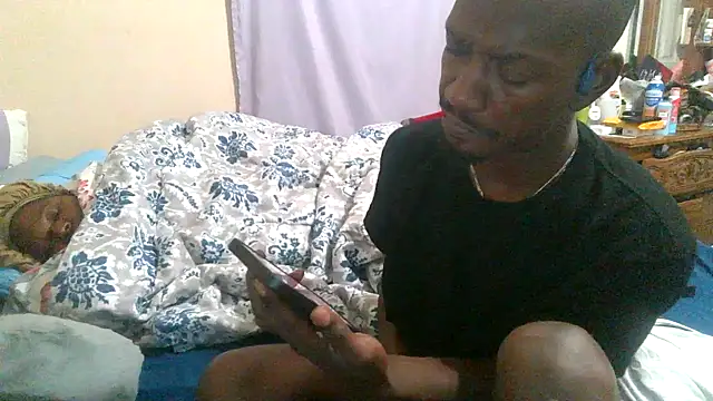 RinsingWood84 online show from April 29, 2026, 9:35 am