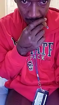 Snapshot of RinsingWood84 chatting on October 30, 2025, 3:05 am RinsingWood84 online show from October 30, 2025, 3:05 am