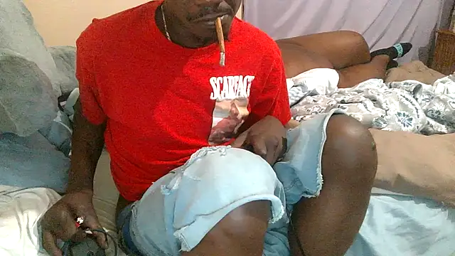 RinsingWood84 online show from April 26, 2026, 6:43 am