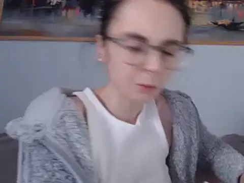 cleophee online show from March 20, 2025, 6:41 am