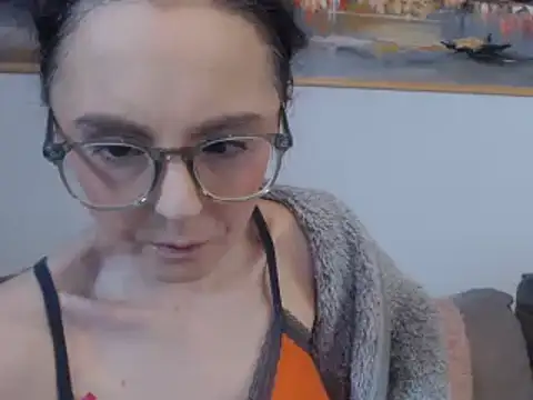 cleophee online show from March 15, 2025, 7:42 am