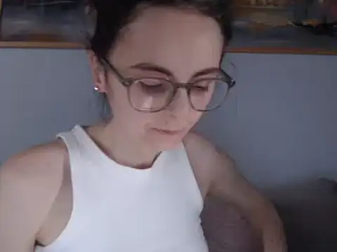 cleophee online show from March 20, 2025, 12:54 pm