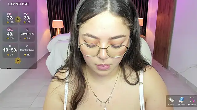 Snapshot of emmy_walker chatting on March 22, 2025, 2:03 pm emmy walker online show from March 22, 2025, 2:03 pm