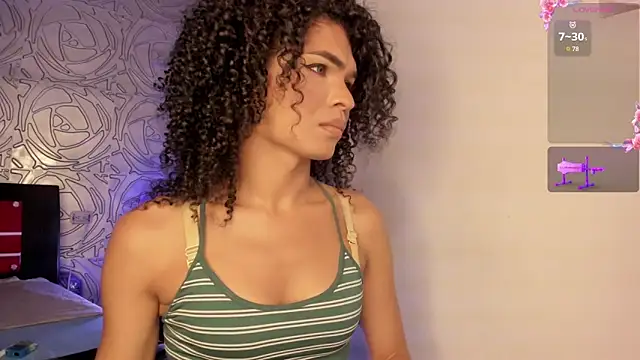 vennus1  online show from November 9, 2025, 1:26 pm