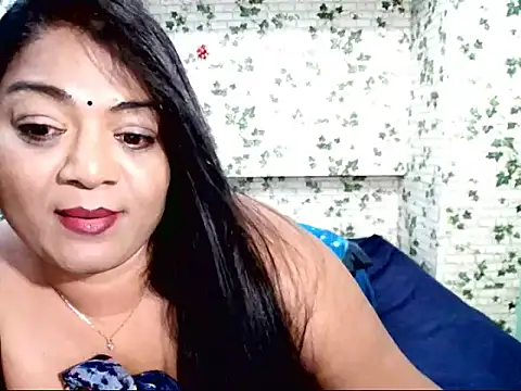 Snapshot of IndianDelia chatting on March 13, 2025, 9:43 am IndianDelia online show from March 13, 2025, 9:43 am