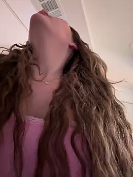 SerenaCloud online show from November 1, 2025, 6:57 pm