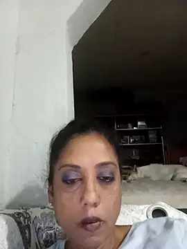 Mahi4luv online show from February 19, 2026, 10:51 pm