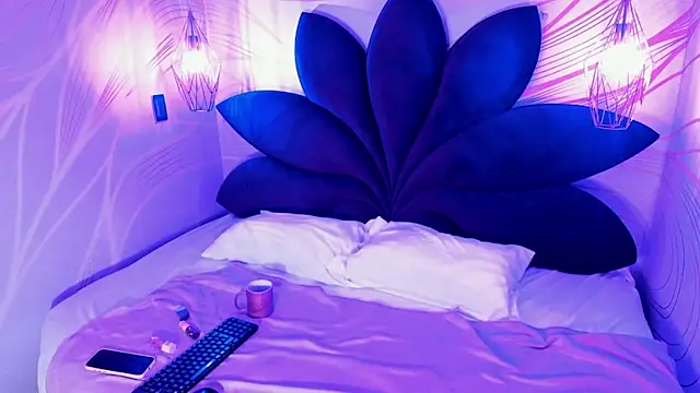 Maddysex  online show from June 27, 2026, 12:11 pm