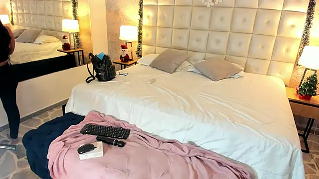 Maddysex  online show from December 21, 2025, 11:56 am