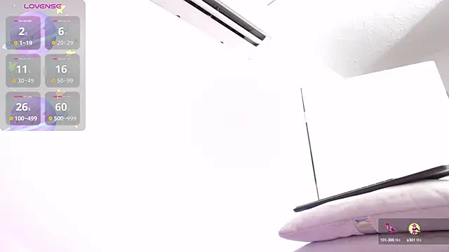 BeckyAnders online show from October 2, 2025, 1:03 pm