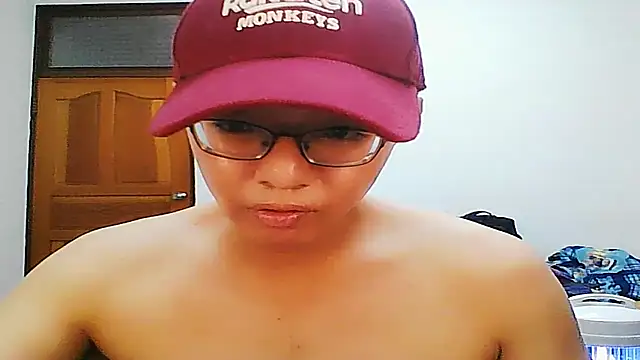 poter77112 online show from April 9, 2026, 6:47 pm