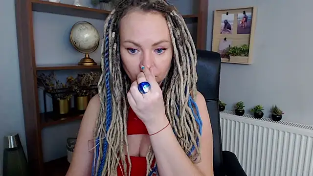 Snapshot of KayaMagic chatting on February 26, 2025, 5:10 pm KayaMagic online show from February 26, 2025, 5:10 pm