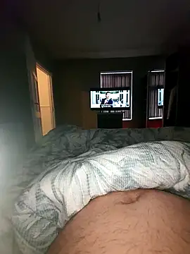 Snapshot of elenaUK chatting on December 23, 2024, 9:49 am elenaUK online show from December 23, 2024, 9:49 am