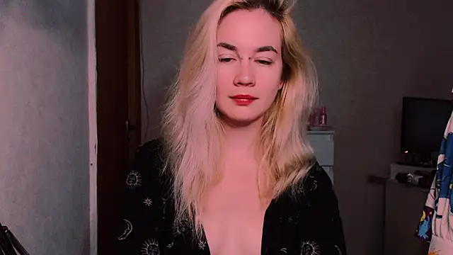 xxxcharismaaa online show from September 19, 2025, 5:55 am