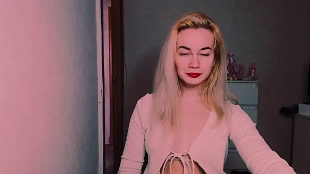 xxxcharismaaa online show from October 23, 2025, 6:45 am