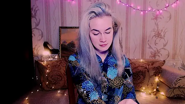 Snapshot of xxxcharismaaa chatting on February 23, 2026, 12:45 am xxxcharismaaa online show from February 23, 2026, 12:45 am