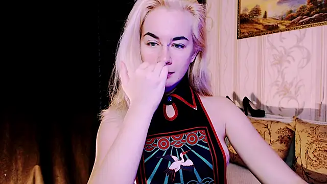 xxxcharismaaa online show from November 13, 2025, 4:00 pm