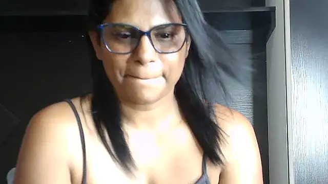 sunshinelady  online show from November 21, 2025, 10:14 am