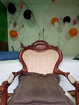 pinedasex777 online show from October 18, 2025, 2:52 pm