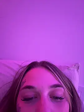 chloetease online show from January 6, 2025, 1:31 am