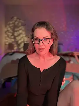 Snapshot of MaiseKnox chatting on March 4, 2025, 3:55 am MaiseKnox online show from March 4, 2025, 3:55 am