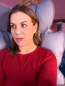 MaiseKnox online show from February 14, 2026, 10:21 pm