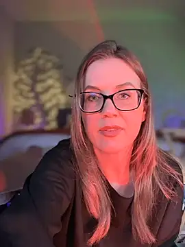 Snapshot of MaiseKnox chatting on March 15, 2025, 2:46 am MaiseKnox online show from March 15, 2025, 2:46 am