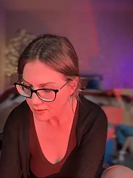 Snapshot of MaiseKnox chatting on March 6, 2025, 10:36 pm MaiseKnox online show from March 6, 2025, 10:36 pm