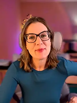 MaiseKnox online show from January 12, 2026, 10:14 pm