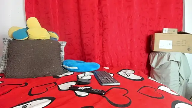 BlowMommy  online show from October 25, 2025, 10:14 am