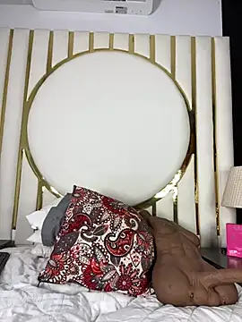 angelGgold online show from February 4, 2026, 11:49 am