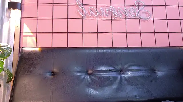 Snapshot of martin_killer chatting on February 12, 2026, 1:27 am martin killer online show from February 12, 2026, 1:27 am