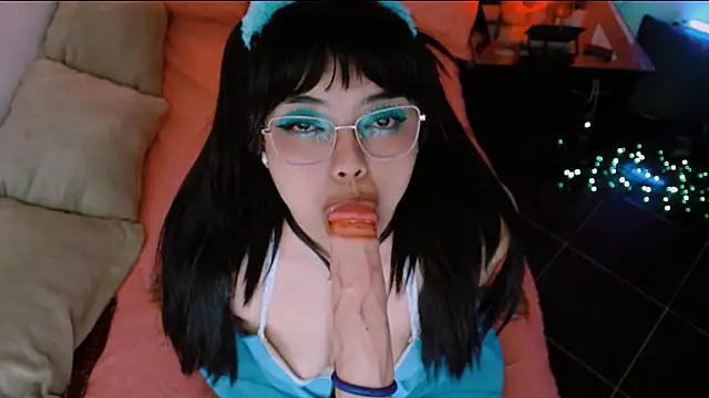 alexa11  online show from March 8, 2025, 7:20 pm