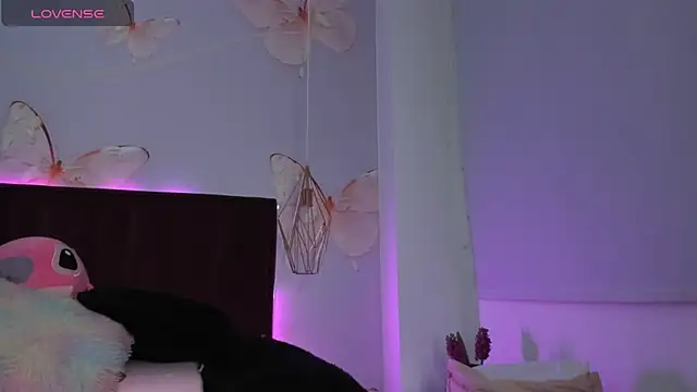 Vivi prinncess online show from February 23, 2026, 11:38 pm