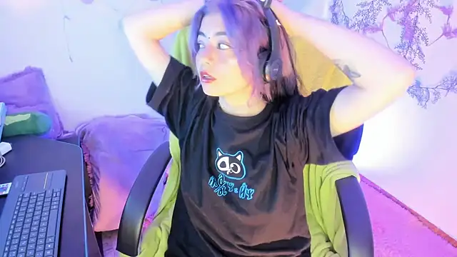 Sammysammy  online show from February 21, 2025, 7:23 am