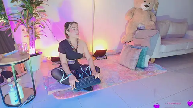 erotik lady online show from May 29, 2026, 3:34 am