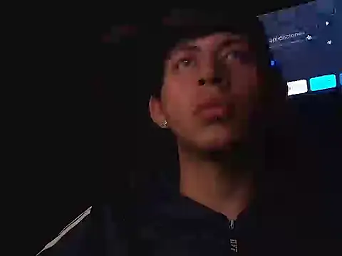 yefersonsijajaj online show from October 28, 2025, 6:23 am