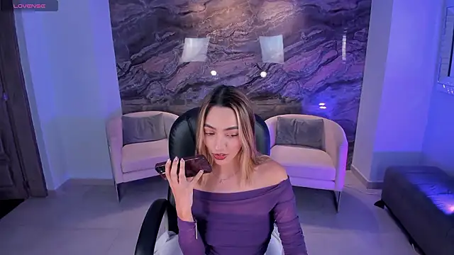 Snapshot of MelissaMoore_ chatting on February 3, 2026, 3:15 am MelissaMoore online show from February 3, 2026, 3:15 am