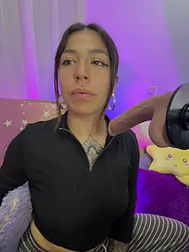  antonella dreamss online show from May 14, 2026, 9:45 pm