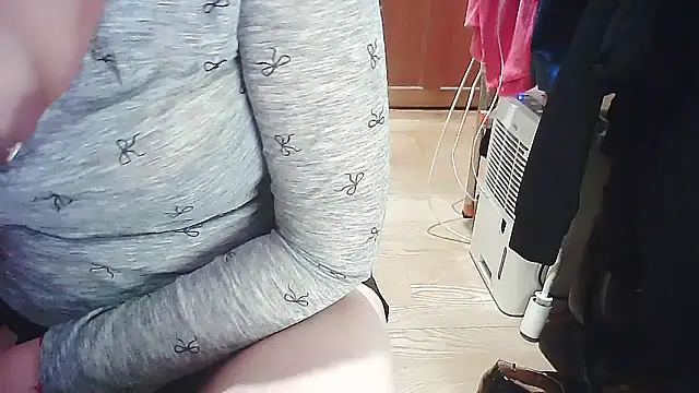 cindy01113520 online show from March 8, 2025, 8:57 pm