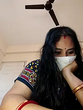 Snapshot of Sheela-Bhabi chatting on February 14, 2026, 10:15 am Sheela-Bhabi online show from February 14, 2026, 10:15 am