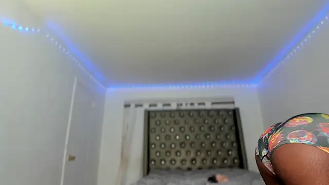 SashaMalone online show from January 17, 2026, 4:27 am