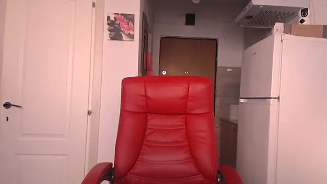 simyhvn online show from March 25, 2026, 5:07 am