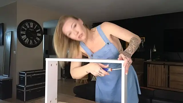 Sacha-xx online show from January 16, 2026, 2:21 pm