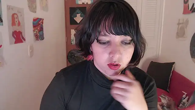 soynanabela28 online show from September 11, 2025, 11:49 pm