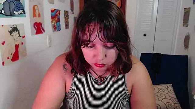 soynanabela28 online show from April 5, 2026, 5:03 am