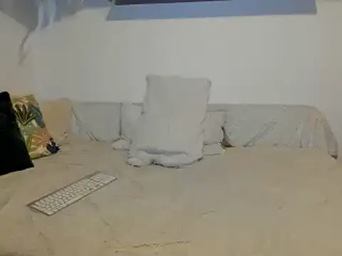 Jadore able online show from February 27, 2025, 2:35 am