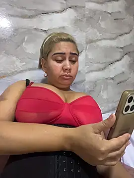 maymercy online show from November 30, 2025, 7:58 pm