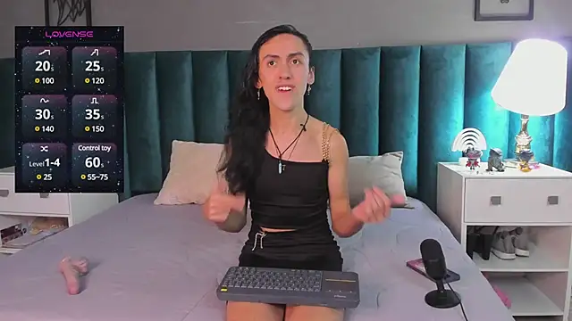 Karol fenixx online show from February 10, 2025, 5:52 pm